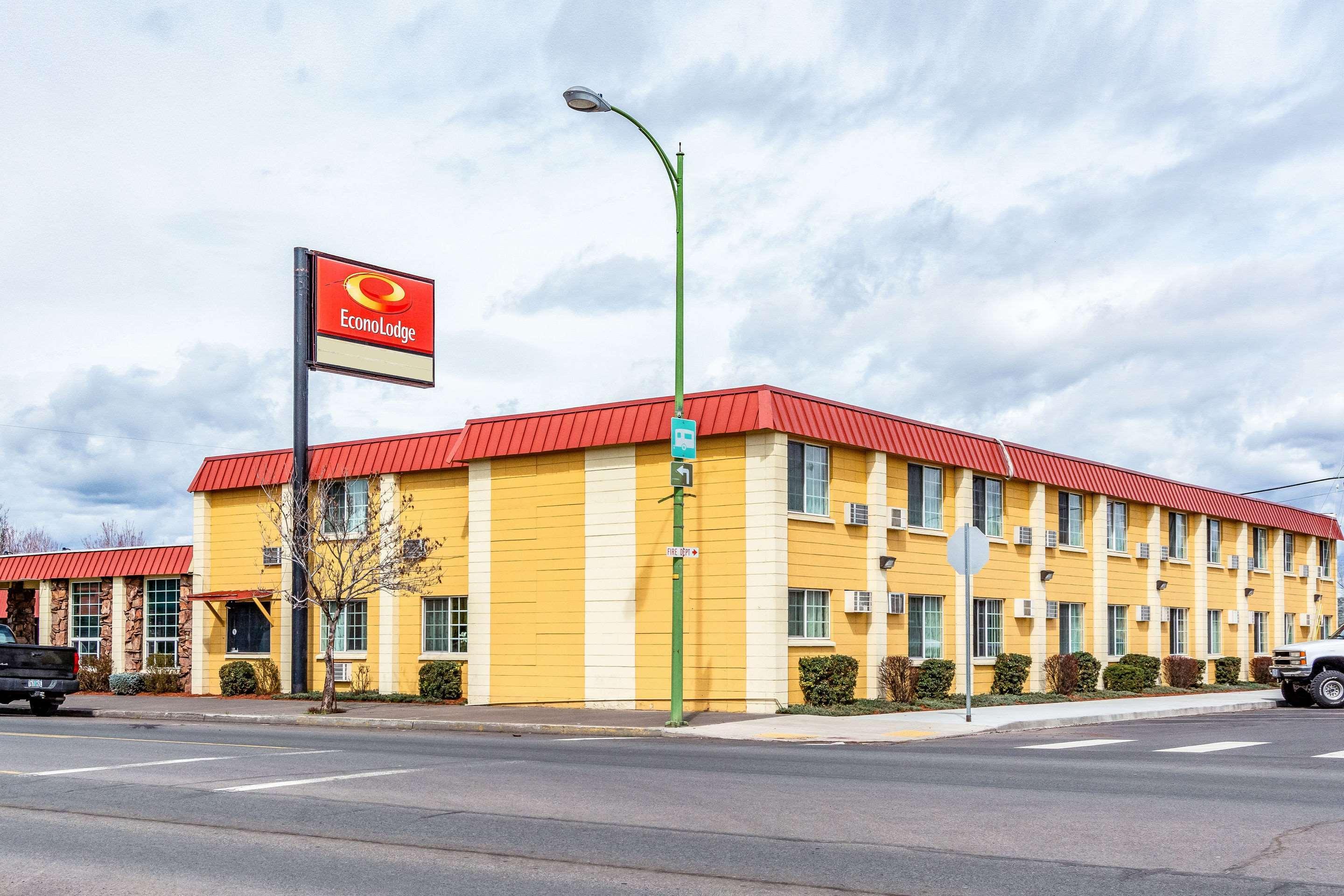 Econo Lodge Prineville Esterno foto