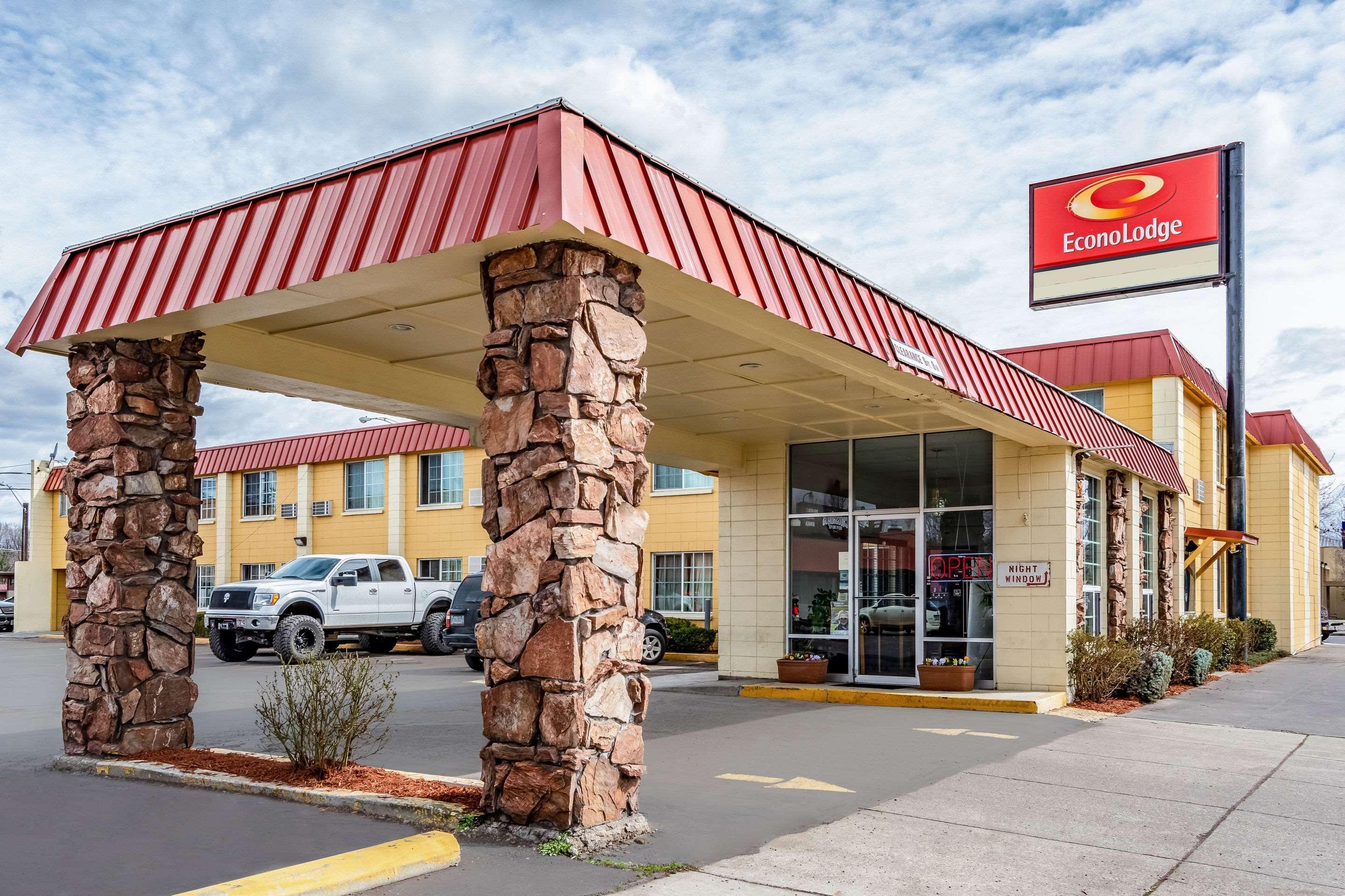 Econo Lodge Prineville Esterno foto